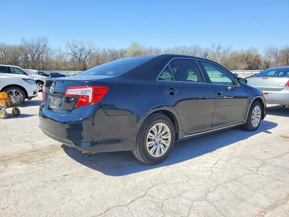 2012 TOYOTA CAMRY LE  