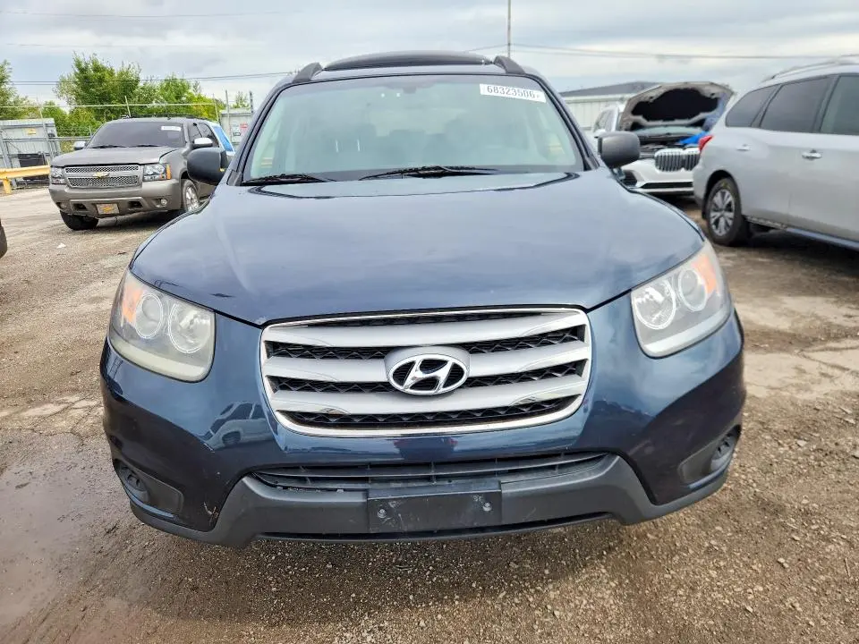 2012 HYUNDAI SANTA FE GLS  