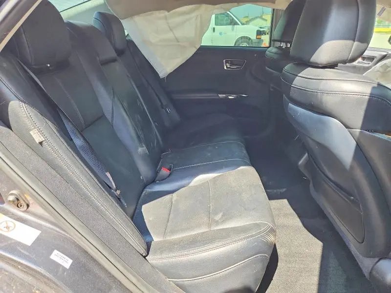 2018 TOYOTA AVALON XLE  