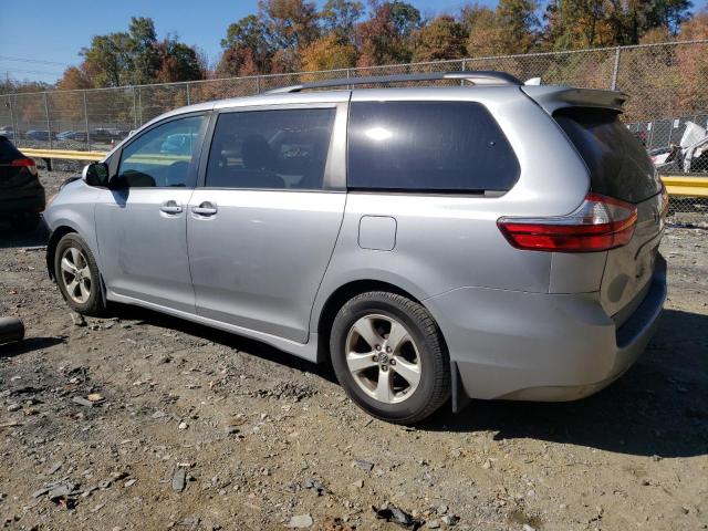 2018 TOYOTA SIENNA LE