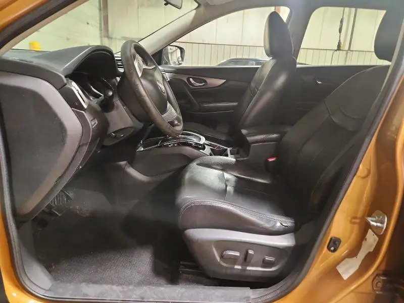 2014 NISSAN ROGUE SV  