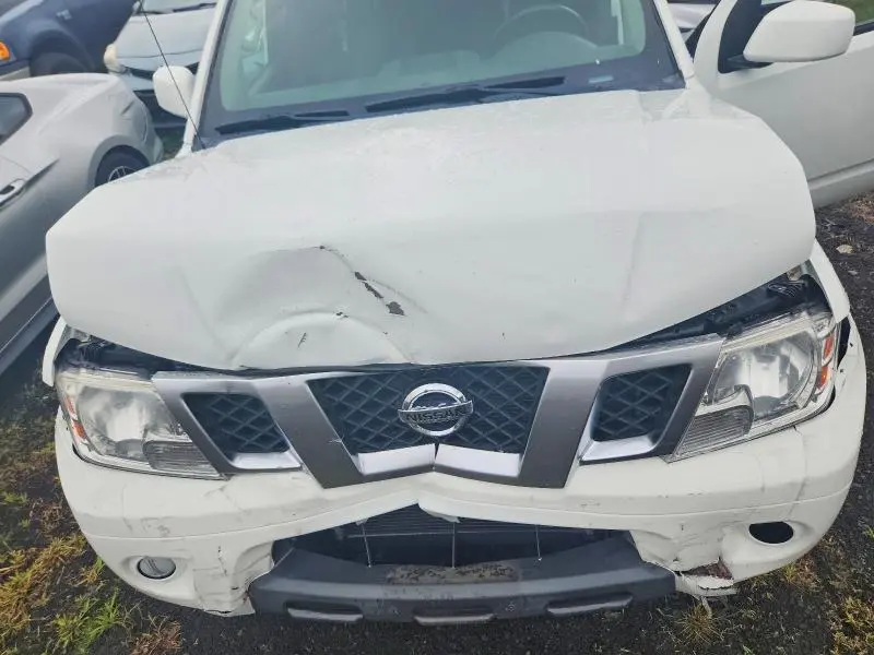 2014 NISSAN FRONTIER PRO-4X  
