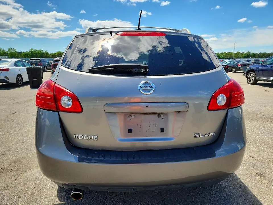 2010 NISSAN ROGUE S  