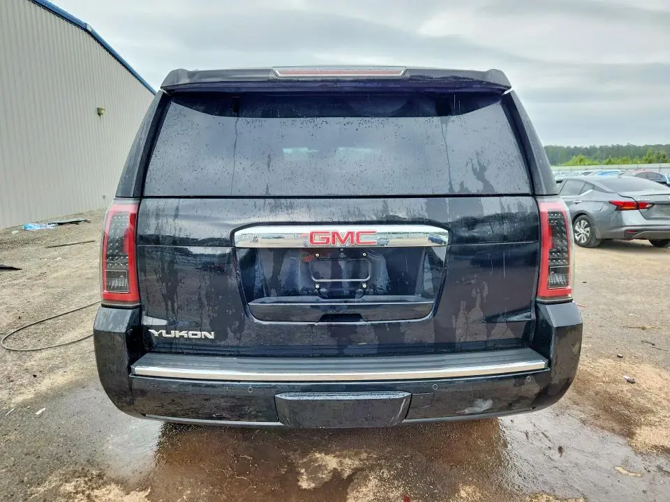 2015 GMC YUKON DENALI  