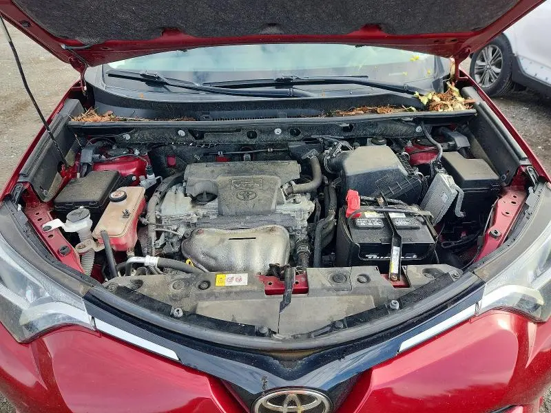 2018 TOYOTA RAV4 XLE  