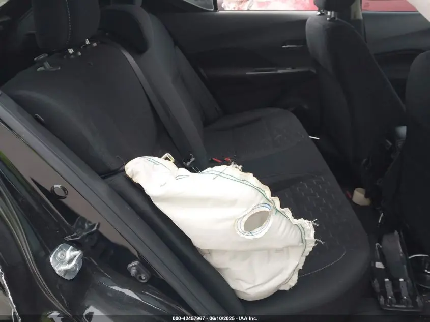 2024 NISSAN KICKS SV XTRONIC CVT