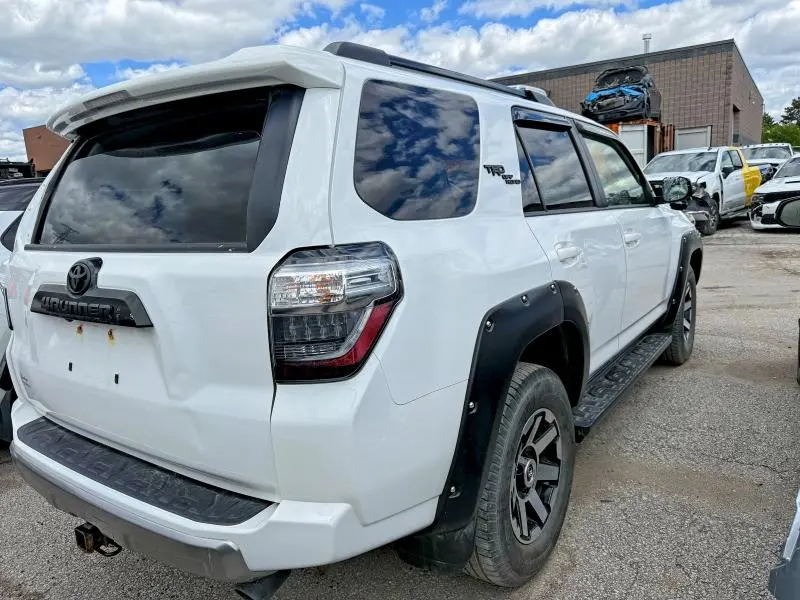 2023 TOYOTA 4RUNNER TRD OFF-ROAD  