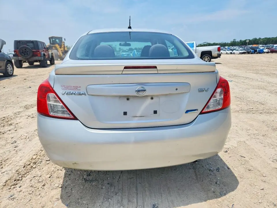 2013 NISSAN VERSA 1.6 S  