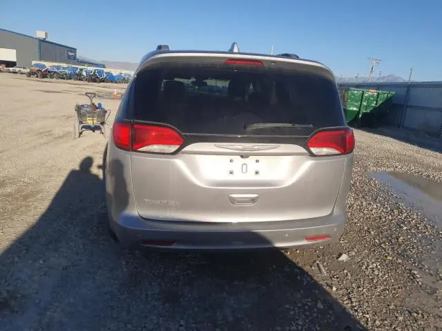 2017 CHRYSLER PACIFICA TOURING L  