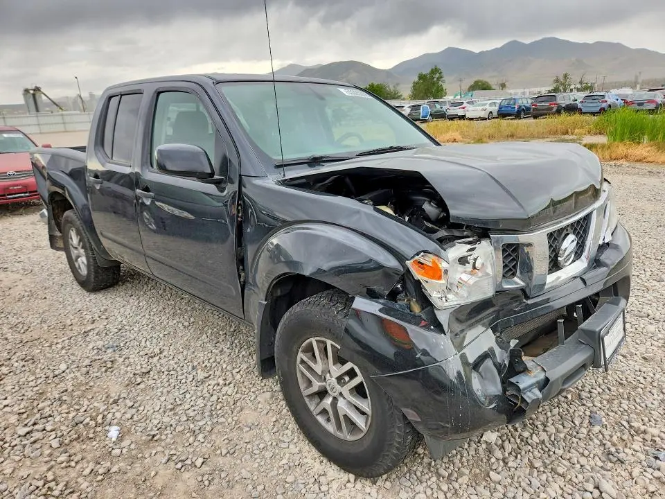 2019 NISSAN FRONTIER SV  