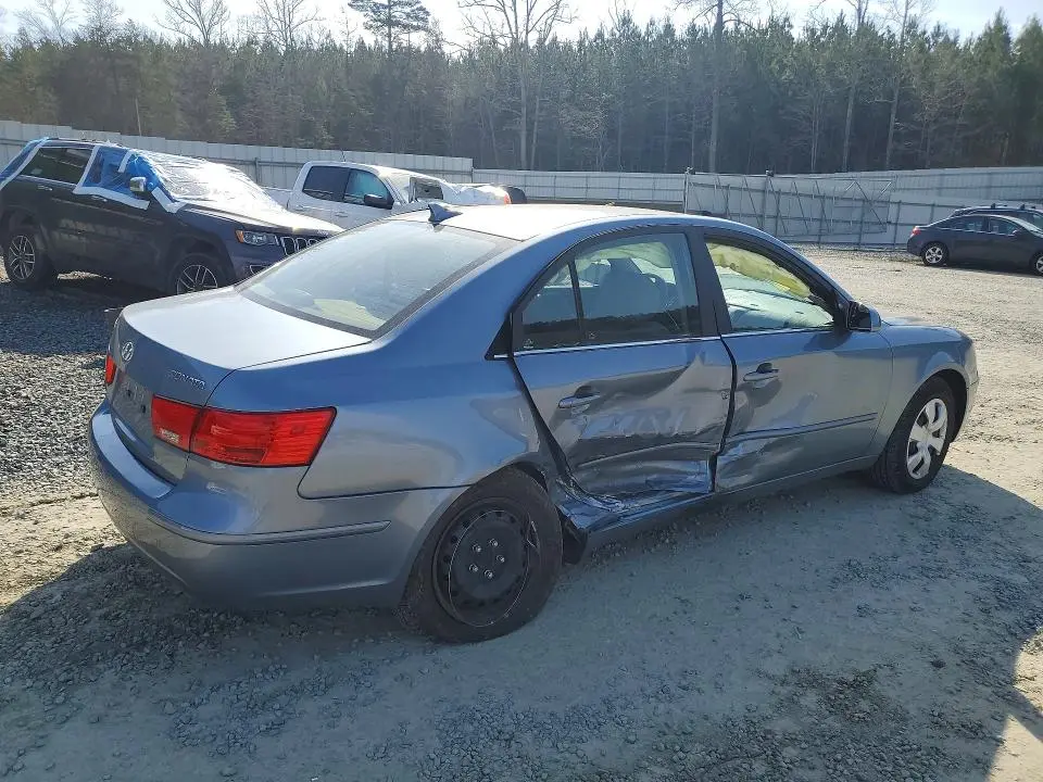 2010 HYUNDAI SONATA GLS  
