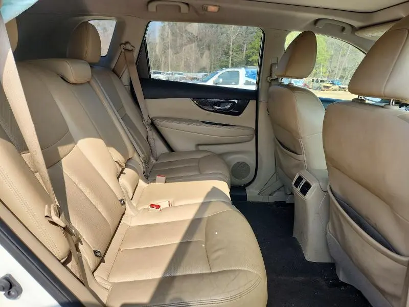 2017 NISSAN ROGUE SL  