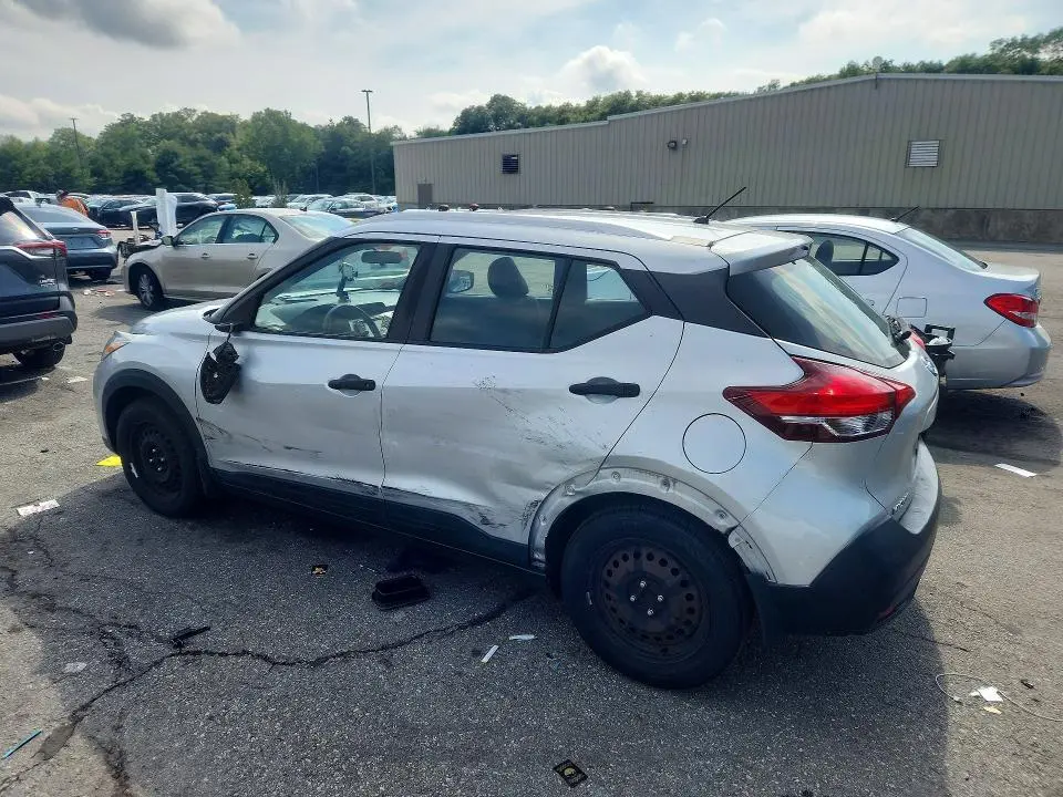 2018 NISSAN KICKS S  