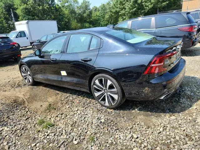 2022 VOLVO S60 B5 MOMENTUM  