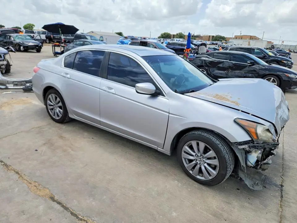 2011 HONDA ACCORD EXL  