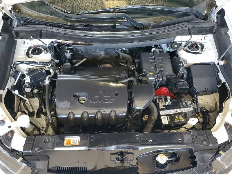 2017 MITSUBISHI OUTLANDER ES  