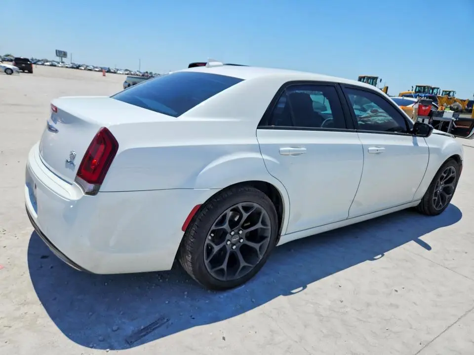 2019 CHRYSLER 300 TOURING  