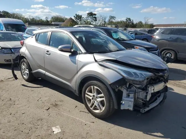 2020 TOYOTA C-HR XLE  