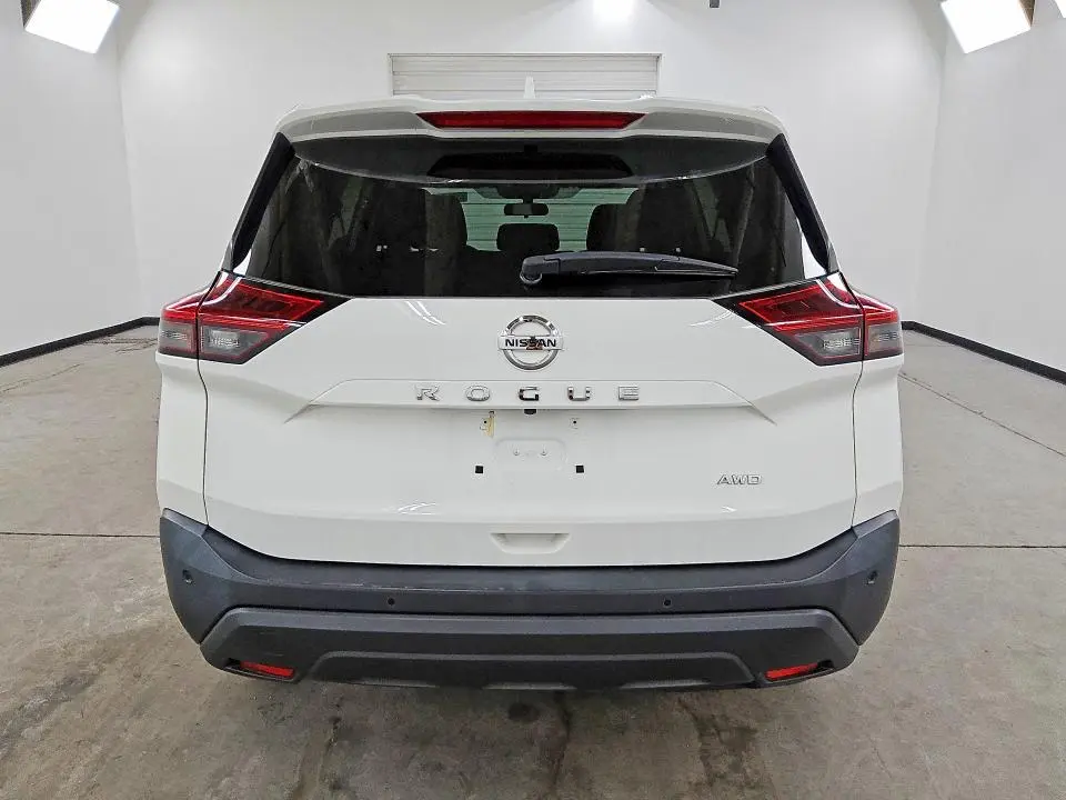 2021 NISSAN ROGUE S  