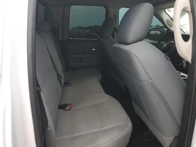 2018 RAM 1500 SLT  