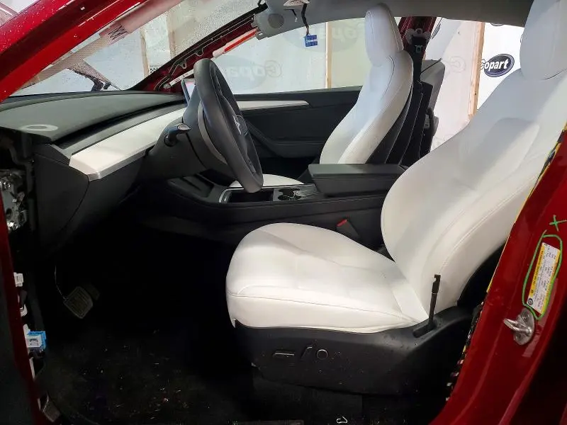 2025 TESLA MODEL Y   