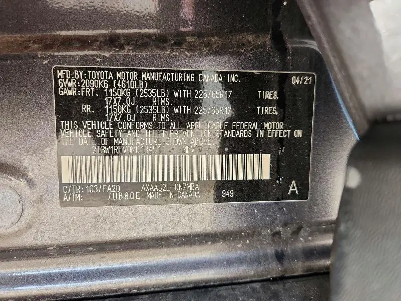 2021 TOYOTA RAV4 XLE  