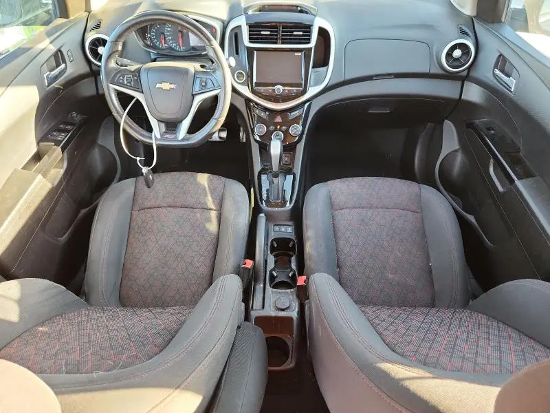 2017 CHEVROLET SONIC LT  