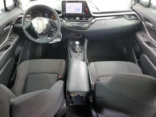 2021 TOYOTA C-HR XLE  