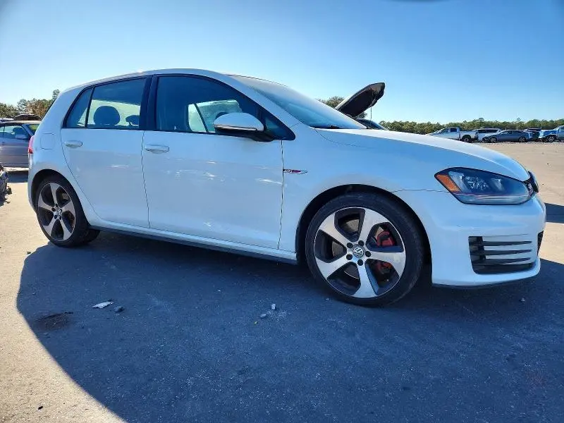 2016 VOLKSWAGEN GTI S/SE  