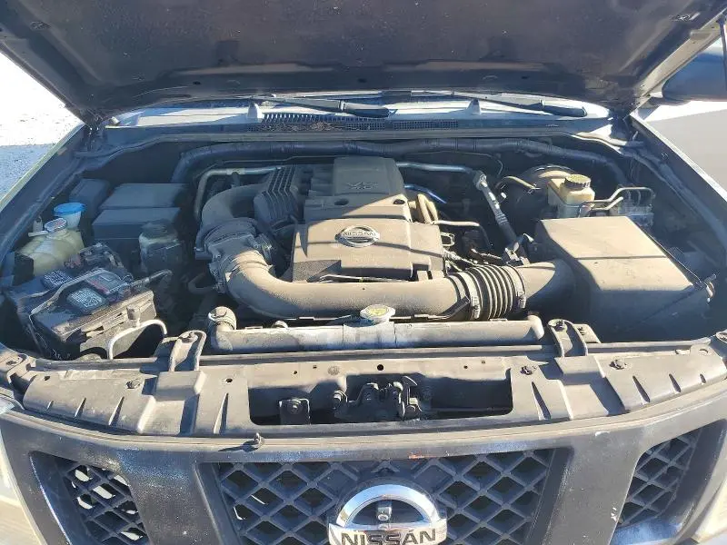 2017 NISSAN FRONTIER SV  