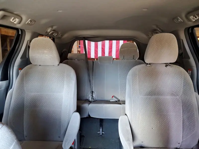 2017 TOYOTA SIENNA LE 7-PASSENGER  