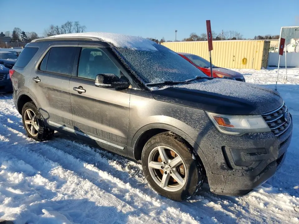 2016 FORD EXPLORER XLT  