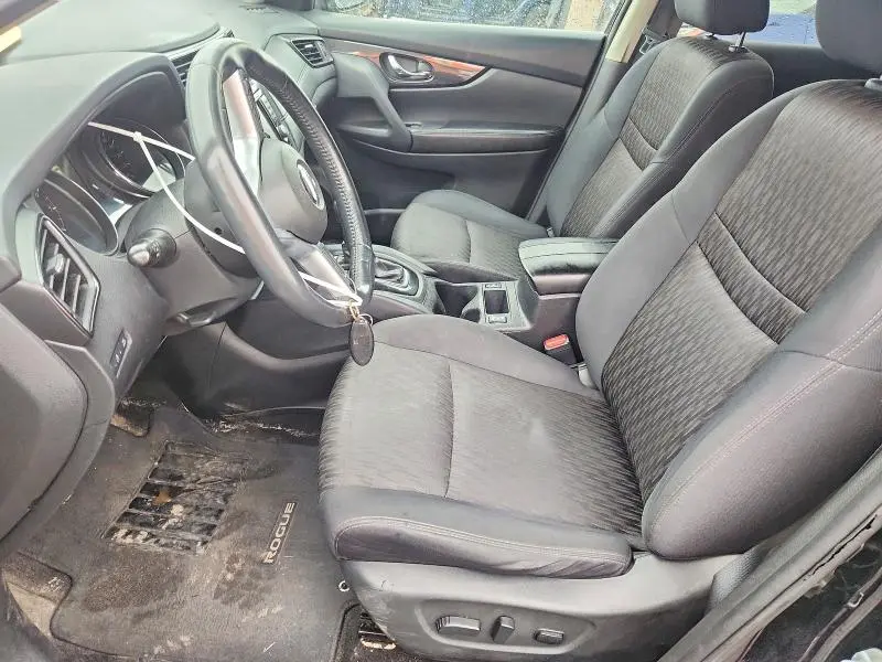 2017 NISSAN ROGUE SL  