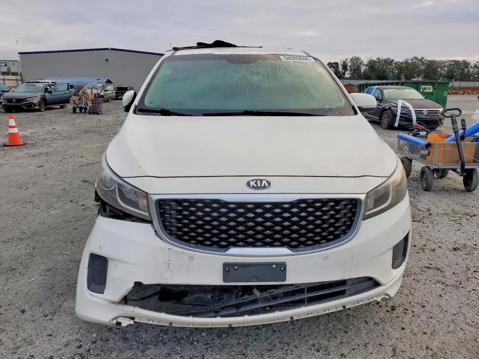 2017 KIA SEDONA LX  