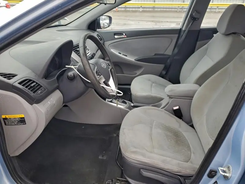 2013 HYUNDAI ACCENT GLS  