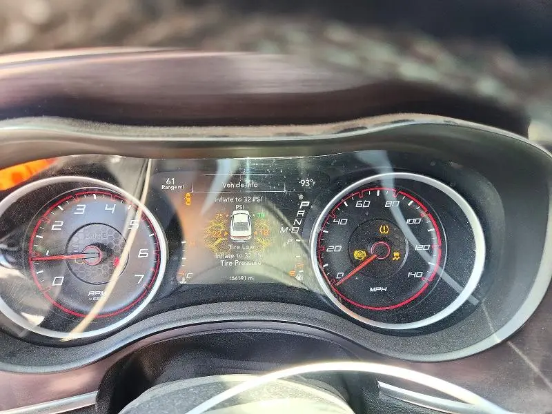 2015 DODGE CHARGER SE  