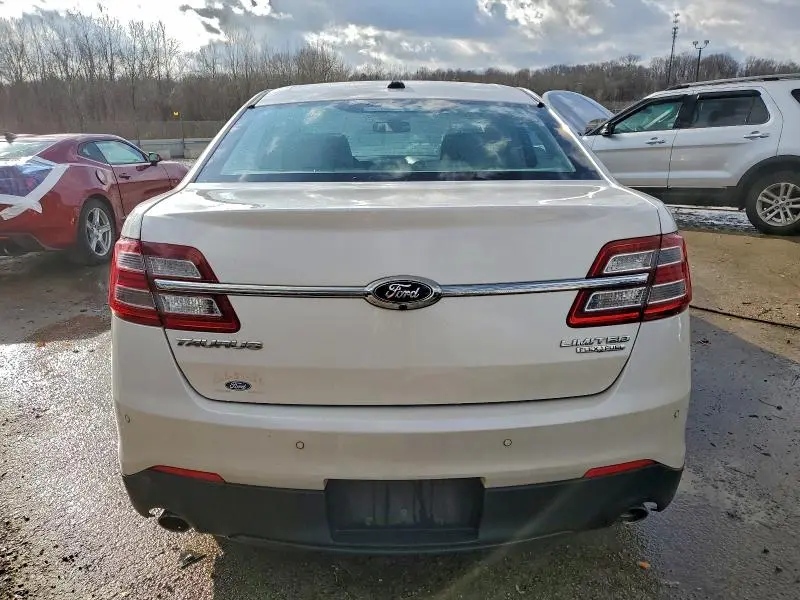 2015 FORD TAURUS LIMITED  