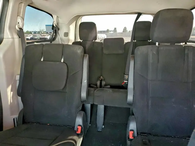 2011 DODGE GRAND CARAVAN EXPRESS  