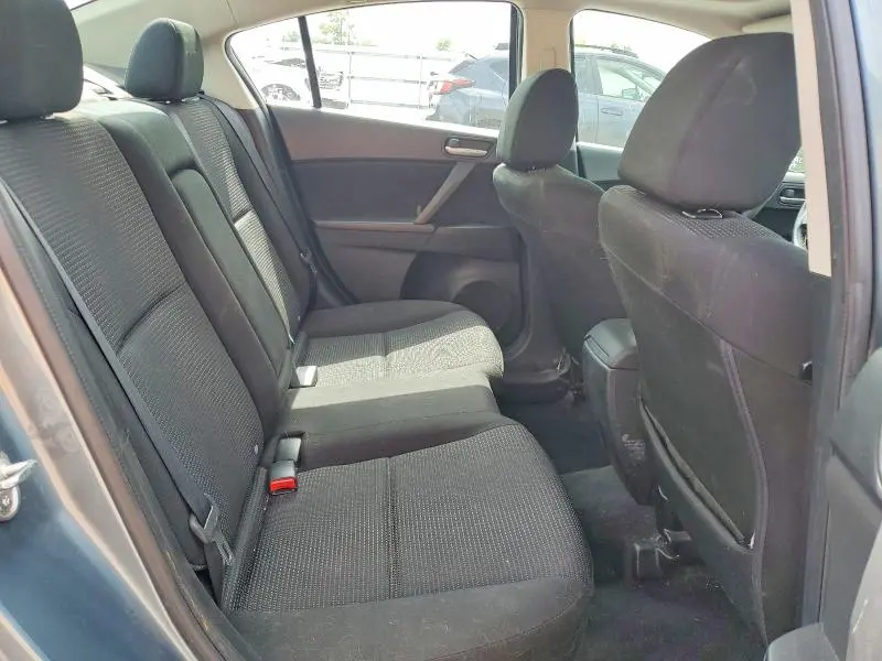 2013 MAZDA 3 I  