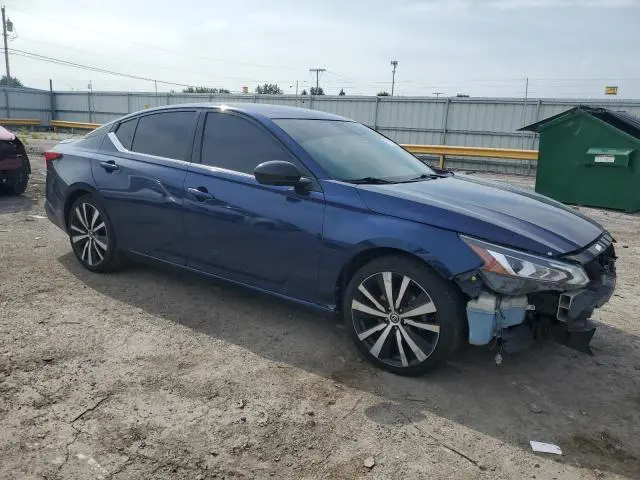 2022 NISSAN ALTIMA SR  