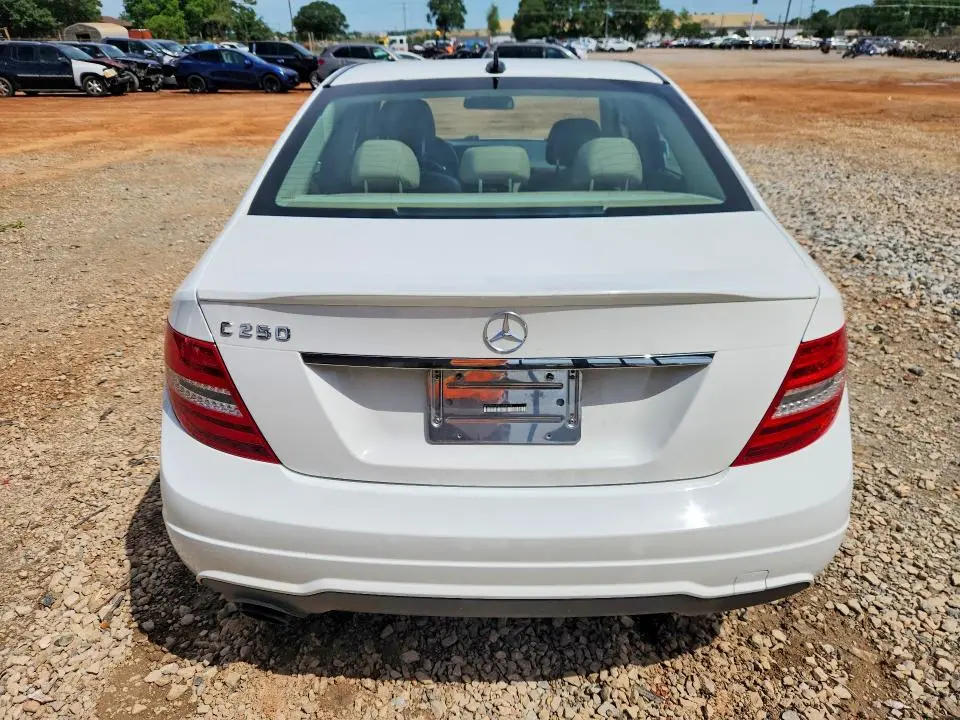 2014 MERCEDES-BENZ C 250  