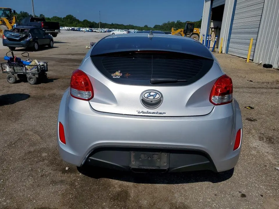 2017 HYUNDAI VELOSTER BASE  