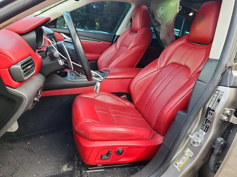 2019 MASERATI LEVANTE S SPORT  