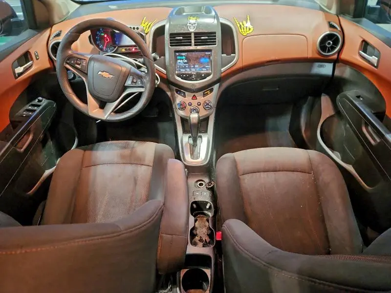 2016 CHEVROLET SONIC LT  