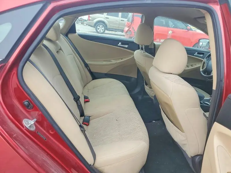 2013 HYUNDAI SONATA GLS  