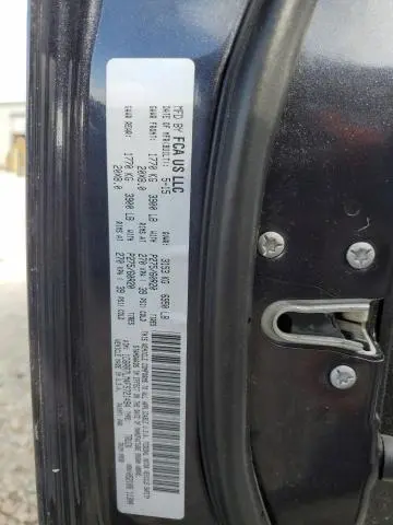 2015 RAM 1500 SLT  