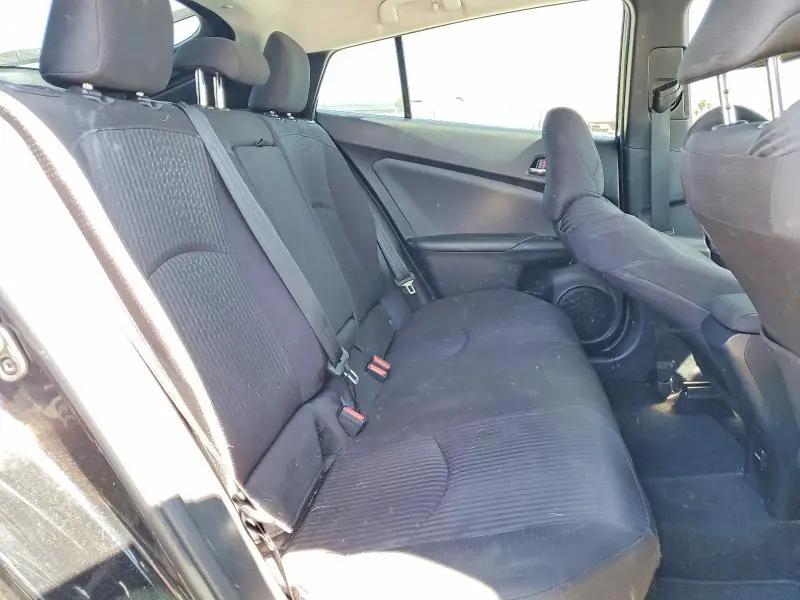2018 TOYOTA PRIUS THREE  