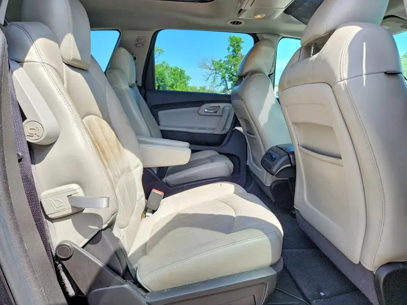2010 CHEVROLET TRAVERSE LTZ  