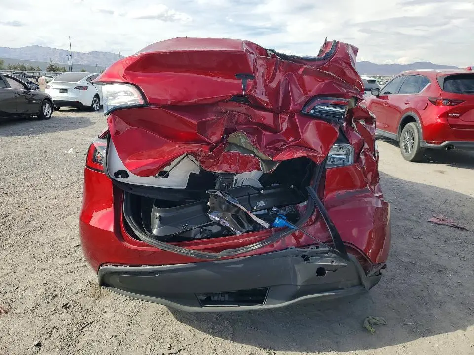 2024 TESLA MODEL Y   