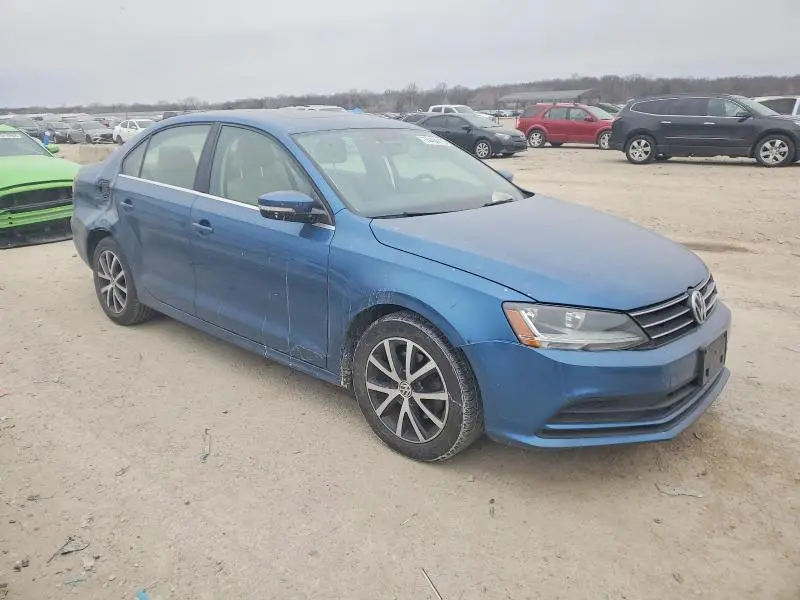2017 VOLKSWAGEN JETTA SE  